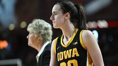 LINCOLN, NEBRASKA - FEBRUARY 11: Caitlin Clark #22 of the Iowa Hawkeyes and head coach Lisa Bluder watch action against the Nebraska Cornhuskers in the second half at Pinnacle Bank Arena on February 11, 2024 in Lincoln, Nebraska.   Steven Branscombe/Getty Images/AFP (Photo by Steven Branscombe / GETTY IMAGES NORTH AMERICA / Getty Images via AFP)