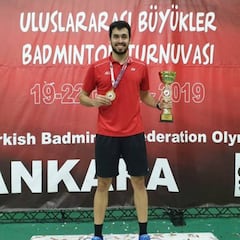 Luis Enrique Peñalver vuelve a saborear un título en Turquía