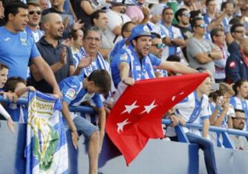 Gran ambiente en las gradas de Butarque. 