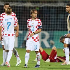 Modric apaga un incendio