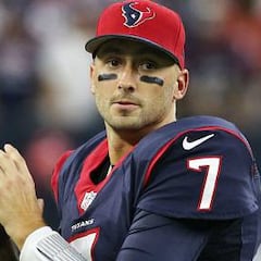 El mercado de QBs sigue abaratándose con Brian Hoyer