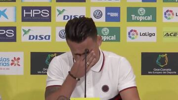 Sentimiento: la difícil despedida entre lágrimas de Roque Mesa