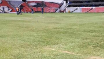 Cancha del Estadio Azteca sigue en mal estado para la Liguilla