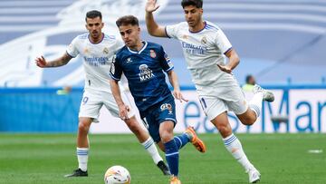 Marco Asensio of Real Madrid and Oscar Melendo of Espanyol in action during the Spanish League, La Liga Santander, football match played between Real Madrid and RCD Espanyol at Santiago Bernabeu stadium on April 30, 2022, in Madrid, Spain.
 AFP7 
 30/04/2