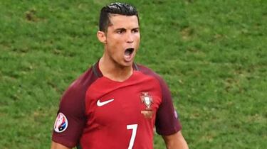 Real Madrid in brief: Mourinho, Cristiano, Scholes, Pogba...