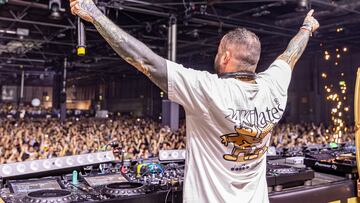 DJ Nano en uno de sus shows de Oro Viejo.