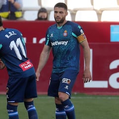 Omar, Lluís o Dídac: la puerta abierta del lateral derecho