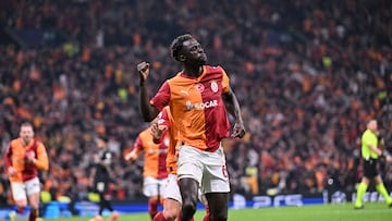 Davinson Sánchez, de los mejores de la semana en Champions