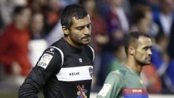 <b>MAL ATRÁS. </b>Los granotas no han empezado con buen pie en lo que a labores defensivas se refiere.