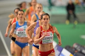 Spain's Esther Guerrero competes in the heats of the women's 1500 metres during The European Indoor Athletics Championships at The Atakoy Athletics Arena in Istanbul on March 3, 2023. (Photo by YASIN AKGUL / AFP)