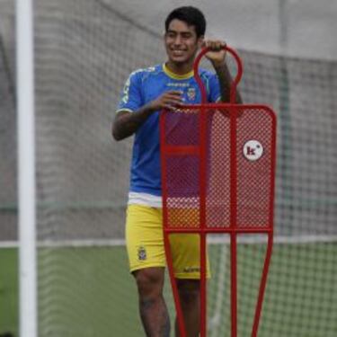 Sergio Araujo, arma canaria contra el maleficio de Alcorcón