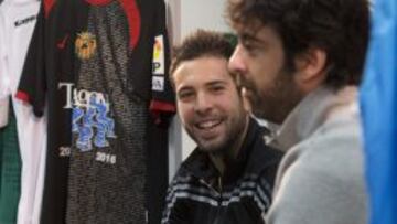 Jordi Alba acudió a un acto promocional con Juan Carlos Navarro.