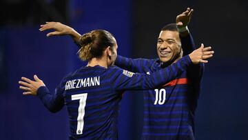 Antoine Griezmann y Mbappé.