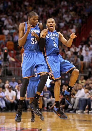 Junto al cambio de nombre de a franquicia, en 2008, llegó otra perla directa del Draft: Russell Westbrook. No tardaron en convertirse en la dupla perfecta de la "tormenta perfecta".