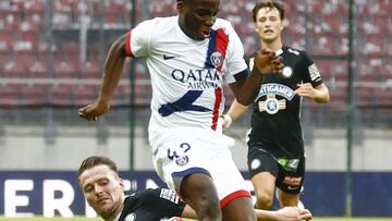 (Photo by ERWIN SCHERIAU / APA / AFP) / Austria OUT