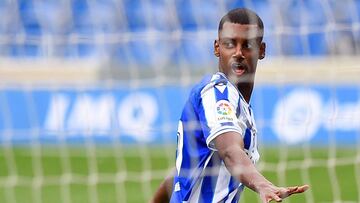 Alexander Isak fue el protagonista en Anoeta ante el Alav&eacute;s.