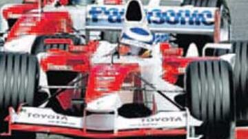 <b>PARECIDO. </b>El Toyota de 2003 era muy similiar a un Ferrari.