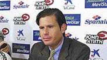 <B>REALISTA.</b> Alemany sufrió con la derrota y señala que la permanencia pasa por Son Moix.