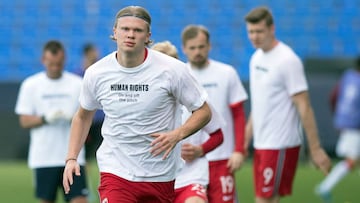 Erling Braut Haaland, jugador del Borussia Dortmund, antes de un partido con la selección de Noruega.