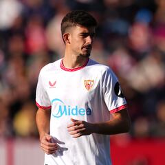 El vacile de Montilivi cada vez que tocaba el balón Kike Salas