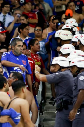 Los graves incidentes de los hinchas de la U en el Arena Corinthians