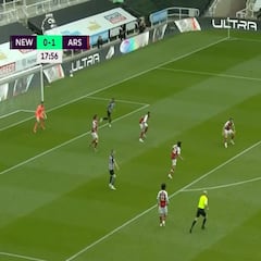 El vertiginoso regate a Ceballos que le dejó por los suelos