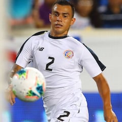 Randall Leal usa sus primeros salarios de la MLS para regalarle una casa a su mamá