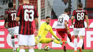El colista Benevento humilla al Mil¨¢n en San Siro