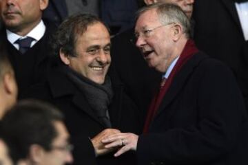 Michel Platini con Sir Alex Ferguson.