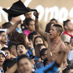 Dos heridos graves por caída en Estadio La Corregidora