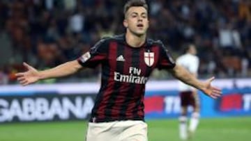 El Shaarawy celebra uno de los goles.