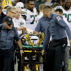 Davante Adams se recupera de su espeluznante golpe