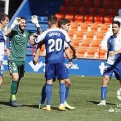 El Sabadell se aprovecha de un Lugo desnortado