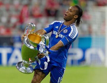 Drogba anotó 44 goles en 94 partidos. Jugó la Champions con Olympique de Marsella, Chelsea y Galatasaray. 