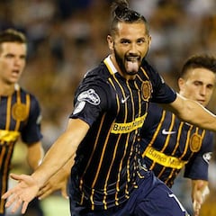 Larrondo desata la crisis tras ser pretendido por River y la U