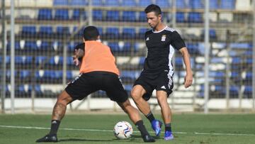 Rubén Castro y De la Bella, con opciones ante el Sporting