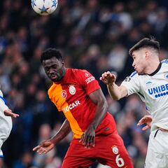 Galatasaray, con Davinson Sánchez, cae a Europa League