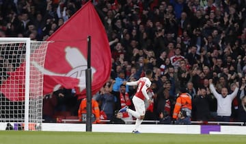 Lacazette scores