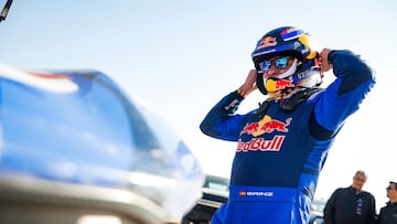 SAINZ Carlos (esp), Ford M-Sport, Ford, Ultimate, FIA W2RC, portrait during the Stage 8 of the Dakar 2026, on January 12, 2026 around Wadi Ad-Dawasir, Saudi Arabia - Photo Julien Delfosse / DPPI
JULIEN DELFOSSE / DPPI Media / AFP7 / Europa Press
12/1/2026 ONLY FOR USE IN SPAIN