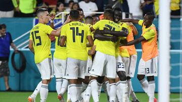 Jugadores de la Selección Colombia celebrando un gol ante Venezuela en partido amistoso de fecha FIFA