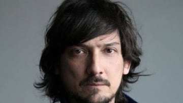 El cantante de Zoé no aguanto una comparación de un seguidor y cerró su Twitter.