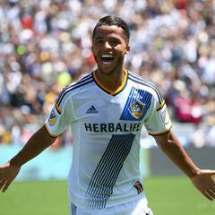 Gio dos Santos habría superado su lesión y volvería a la actividad