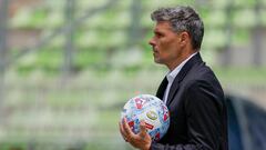 Ortiz se aferra a Quinteros