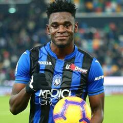 Representante de Duván Zapata niega interés de otros clubes