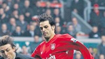 <b>TITULAR. </b>Morientes jugará al lado de Crouch ante el United.