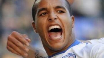 El delantero marroquí El Arabi, nuevo jugador del Granada CF