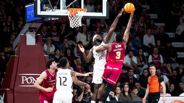 Procida enseña la manita