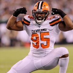 Myles Garrett espera que Mac Jones no lo tome del tobillo