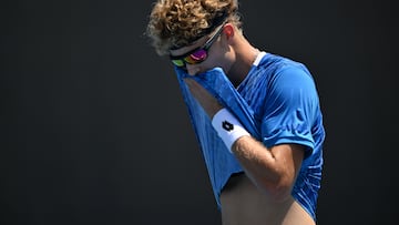 Martin Landaluce, durante su partido contra James McCabe en el Open de Australia.