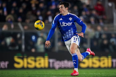 Otro talento de LaLiga puso rumbo a Lombardía para recalar en el equipo dirigido por Fábregas. El Como pagó 14 millones de euros al Celta de Vigo para fichar al delantero griego que, a pesar de contar con la mitad de los minutos posibles, ha aportado dos goles y un par de asistencias.